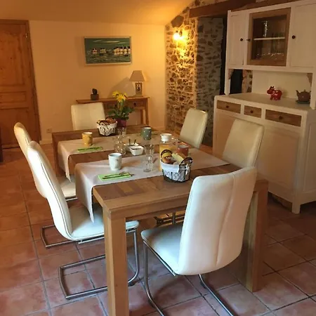 Le Clos De La Viniere 3*