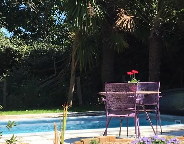 Le Clos De La Viniere בית הארחה